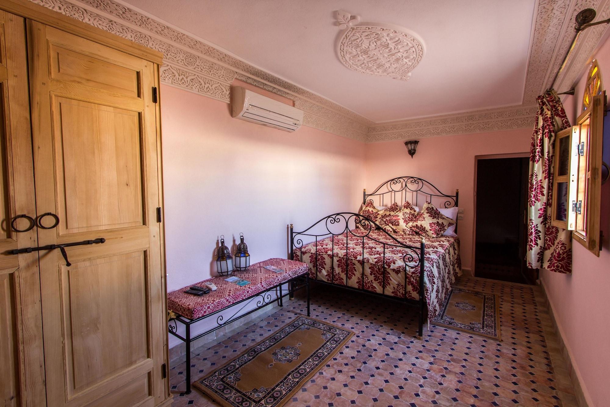Riad Taryana Фес Экстерьер фото