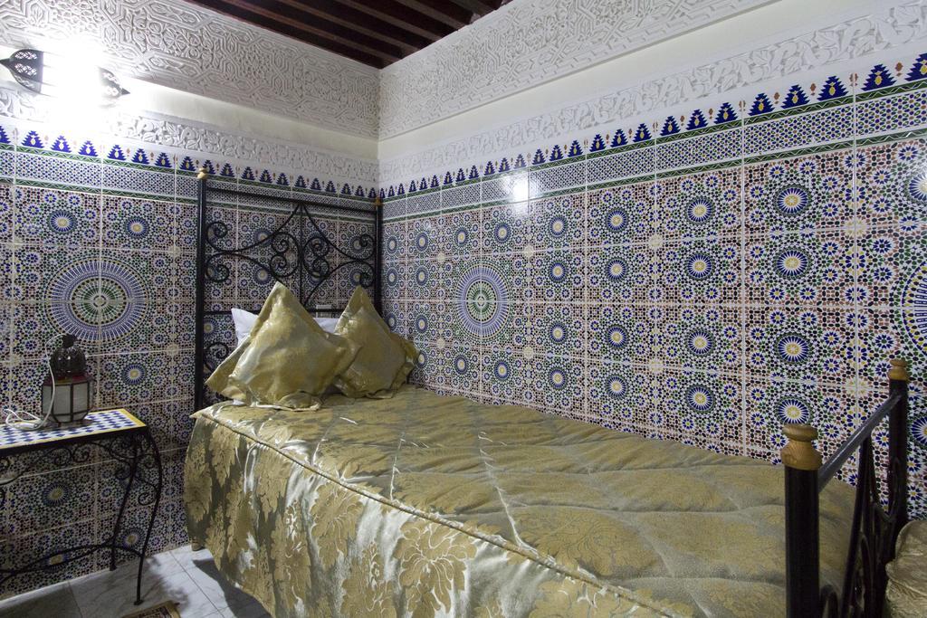 Riad Taryana Фес Экстерьер фото