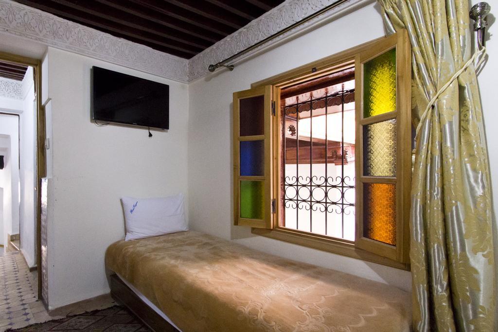 Riad Taryana Фес Экстерьер фото