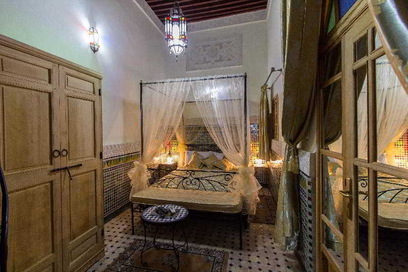 Riad Taryana Фес Экстерьер фото