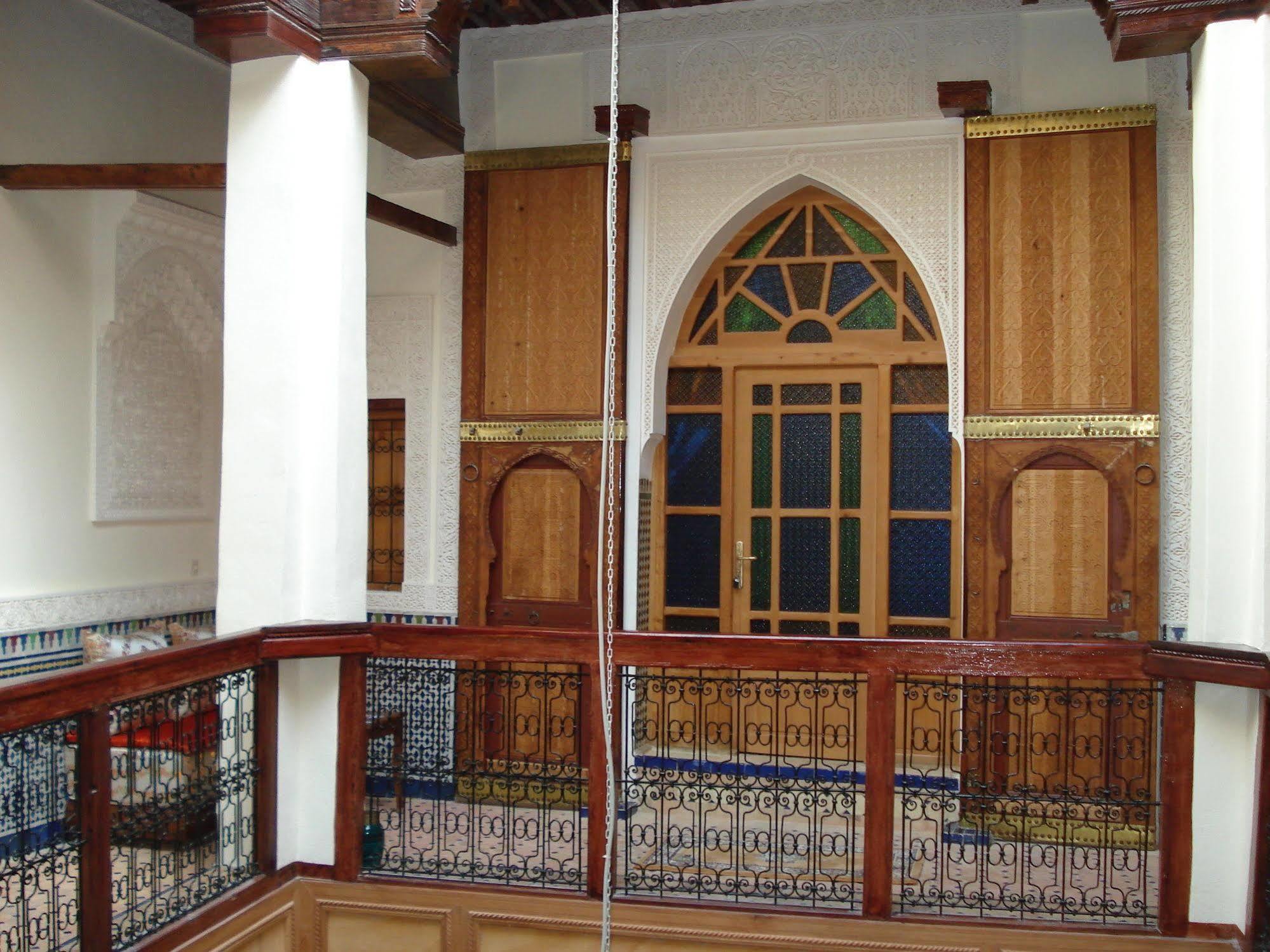 Riad Taryana Фес Экстерьер фото