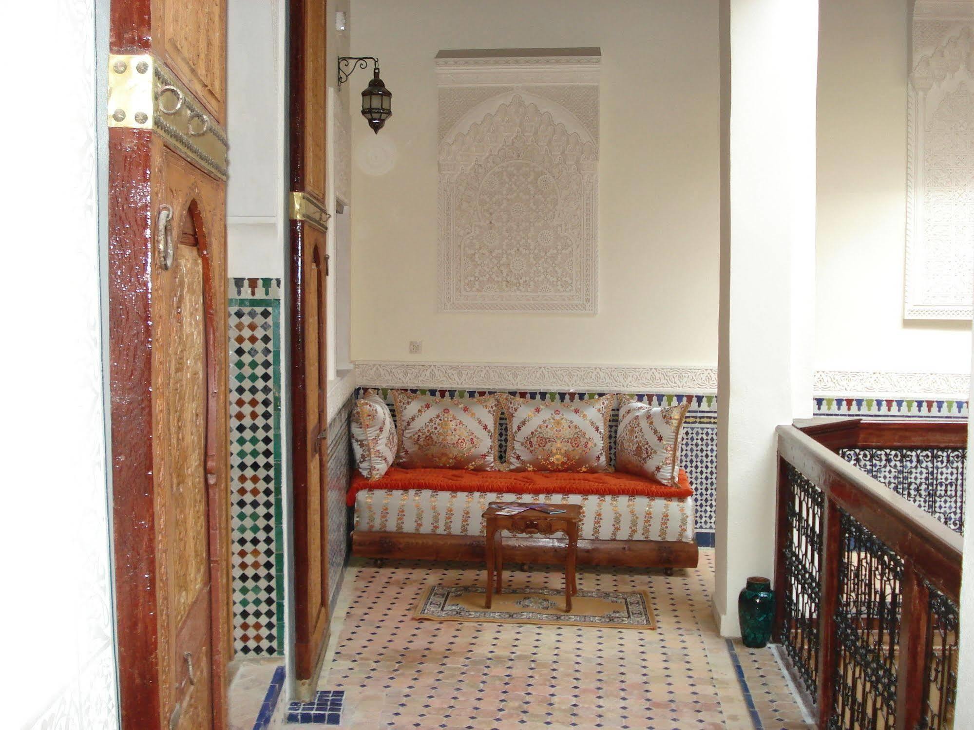 Riad Taryana Фес Экстерьер фото